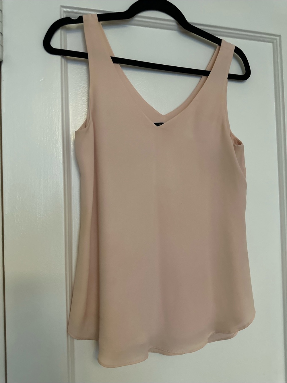 RW&CO & EXPRESS set of two Blush Pink V-Neck Sleeveless Camisole